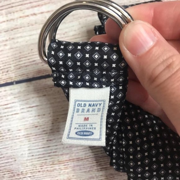 Old Navy Polka Dot Silky Adjustable Belt - Picture 4 of 6